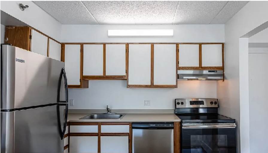 RAKSHIT BHATIA's room