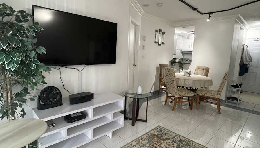 Van House's room