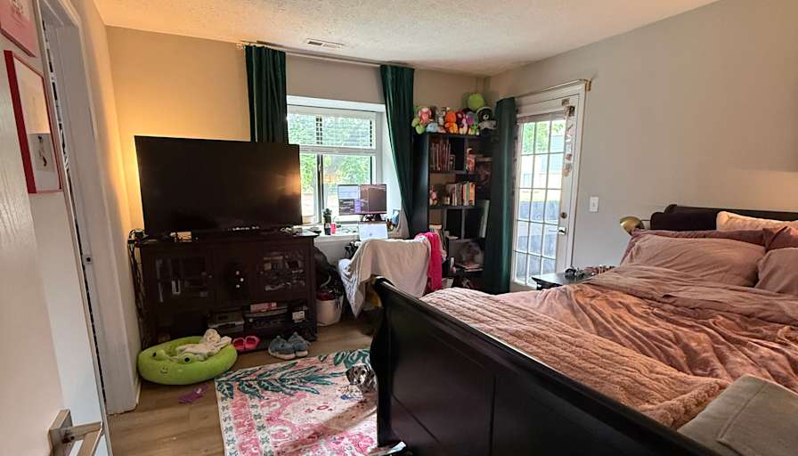 Brooke's room