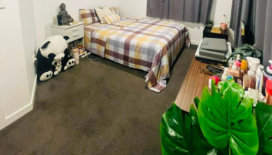 Yu Hsiang Lin's room