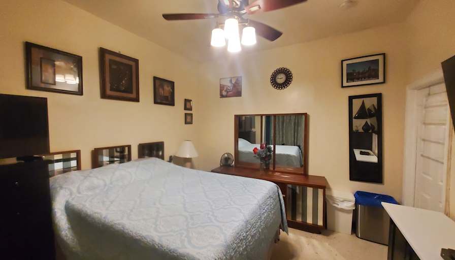 Jason Bryan, Realtor's room