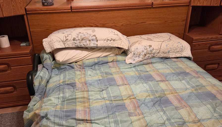 Sheila Knowles's room