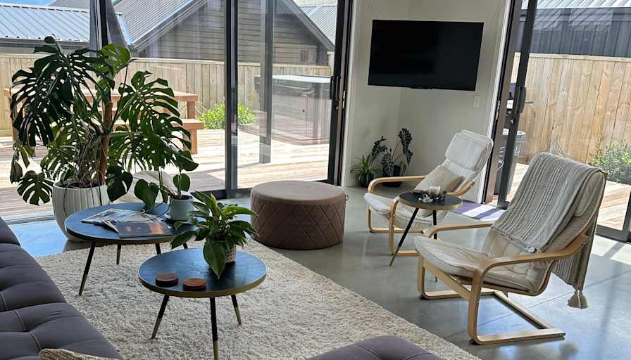 Linda A.'s room