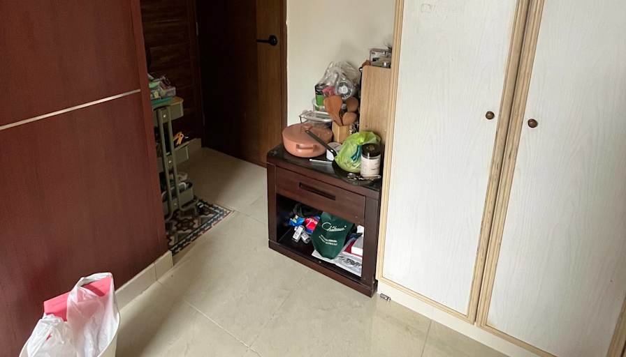 Efa's room