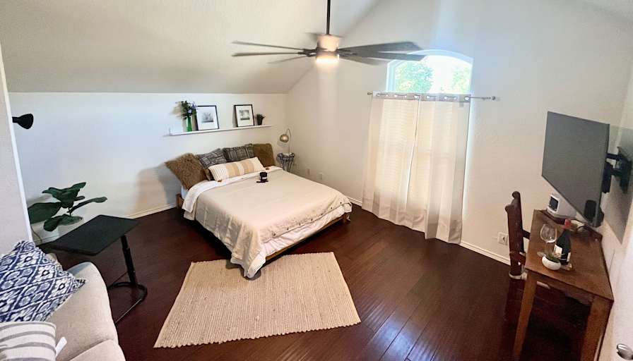 House of Stokes's room