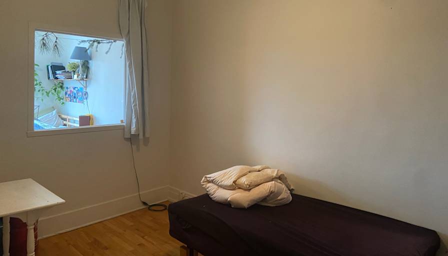 Ariana duclos's room