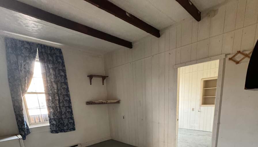 Jennifer's room
