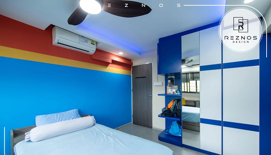 Vicki's room
