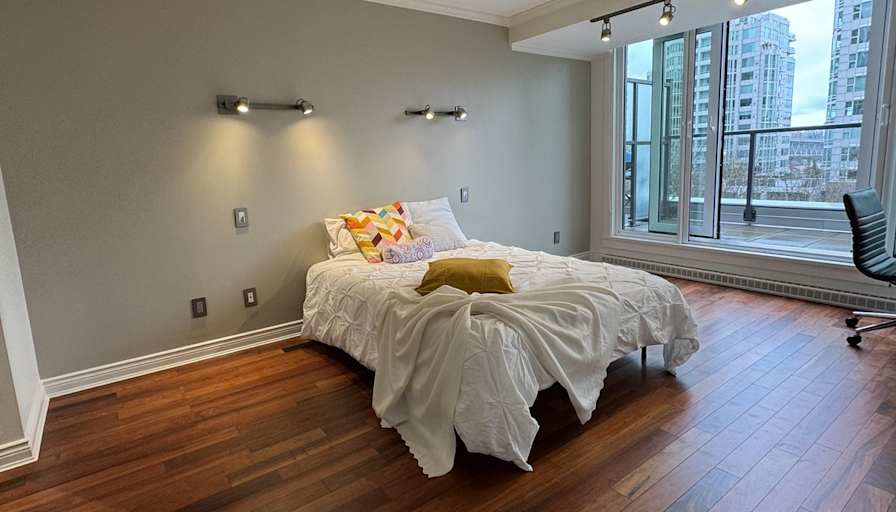 Van House's room