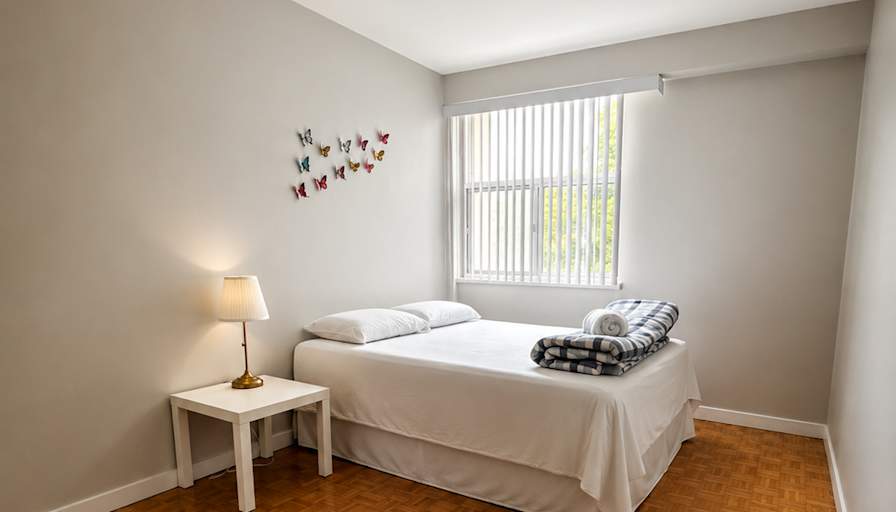 Caroline's room