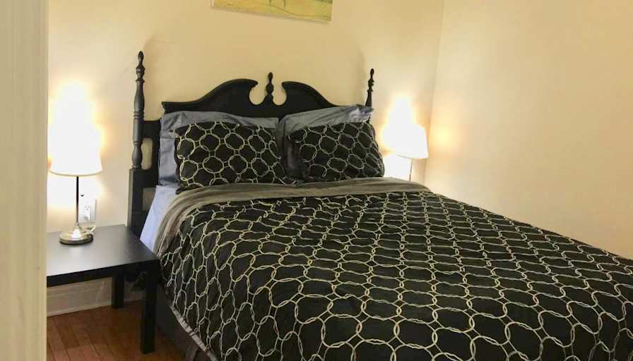 Furnished Room for rent's room