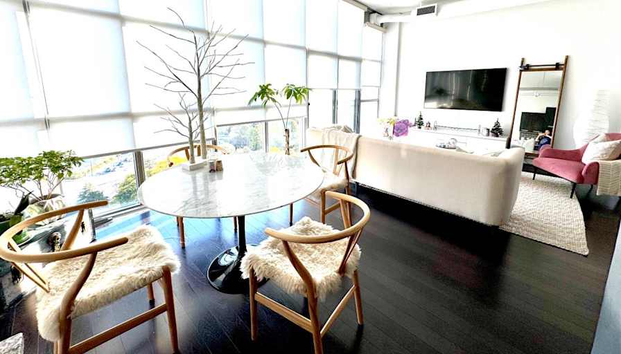 The Cozy Corner's room