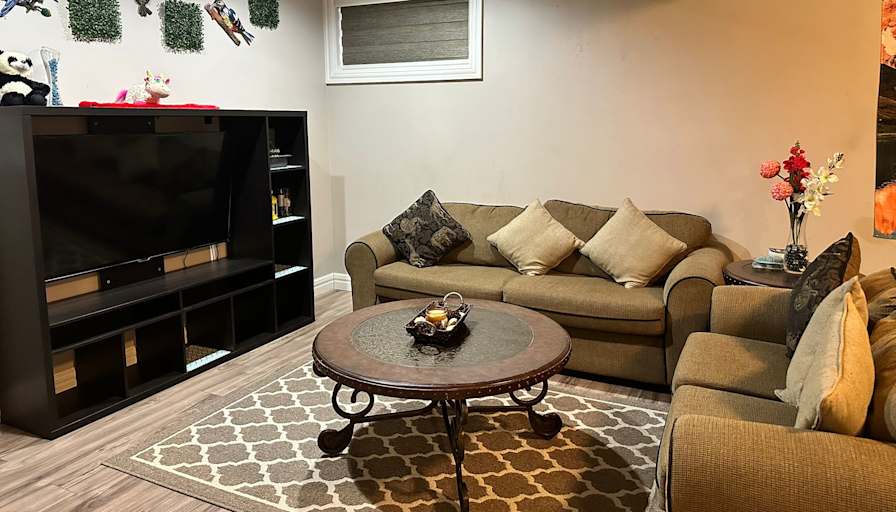 Kamal's room