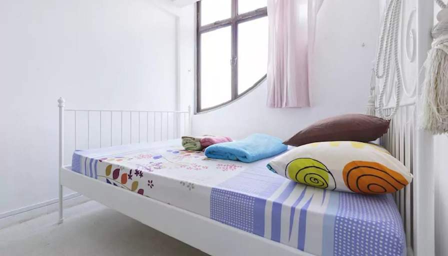 Roomy's room