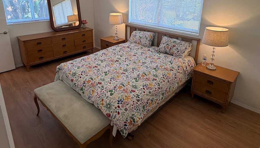 Alperen's room