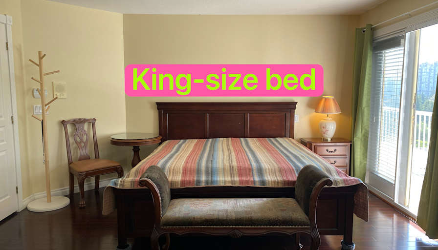 sandy's room