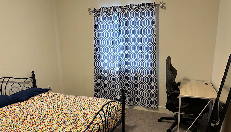 Mag F's room