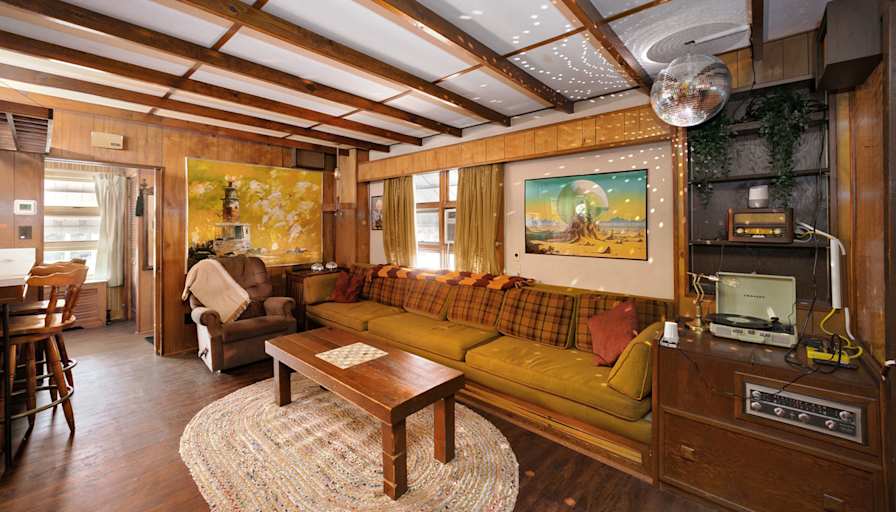 Caleb Hawley's room