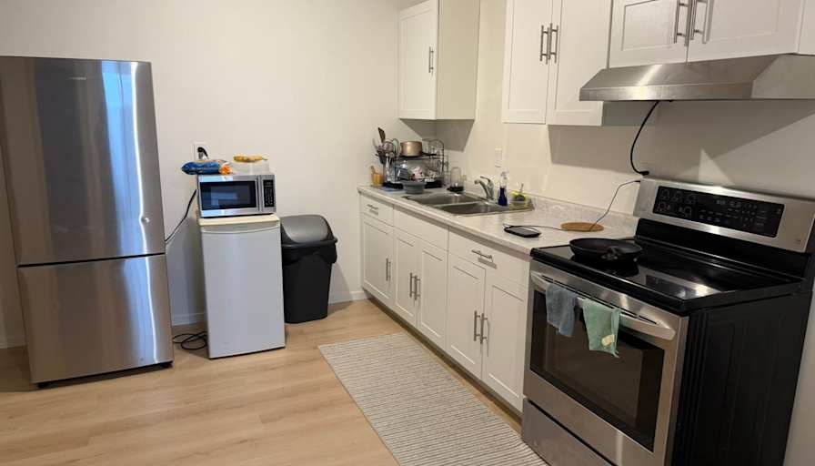 mandeep grewal's room