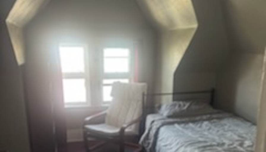Sandy bemister's room