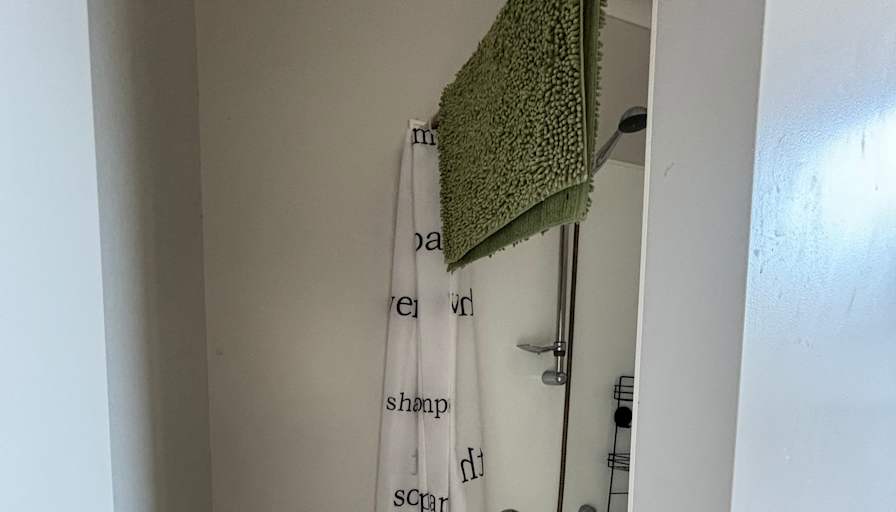 Jade's room