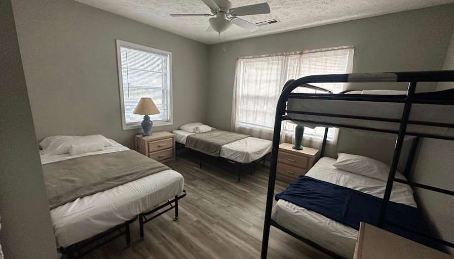 Felix's room