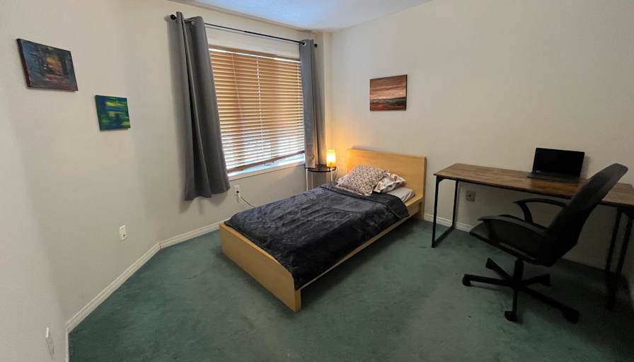 Vic's room