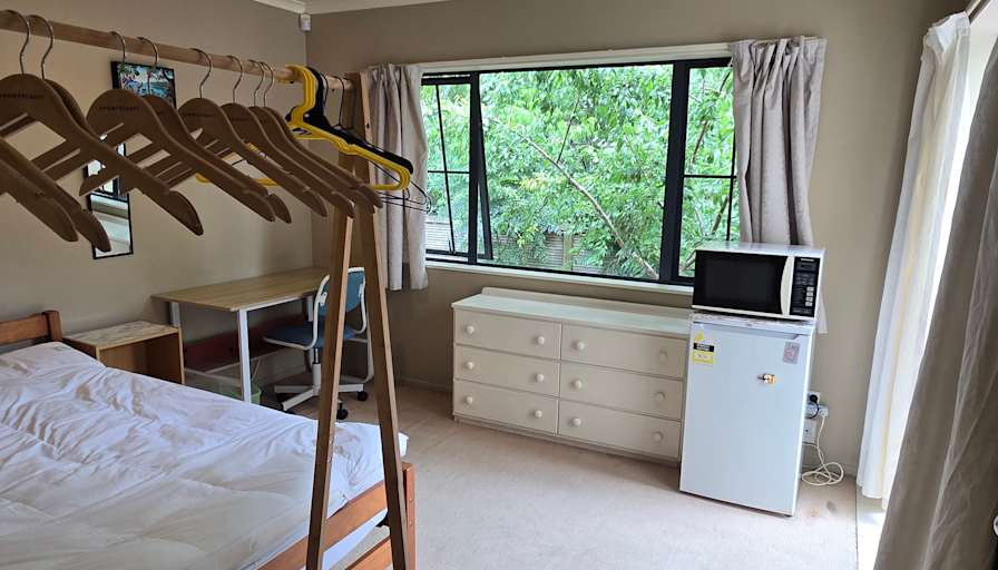 George's room