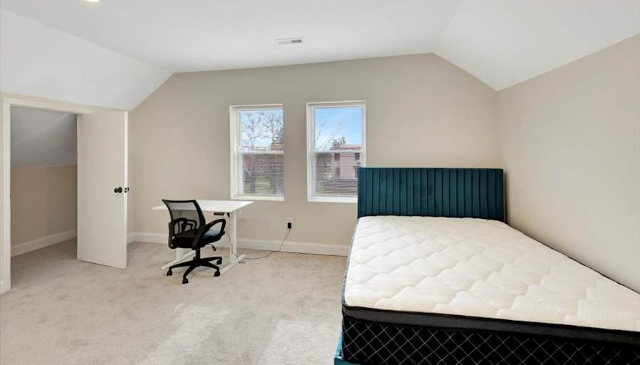 Funmi's room
