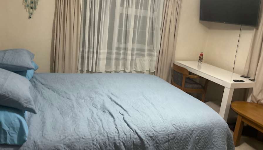 Royce's room
