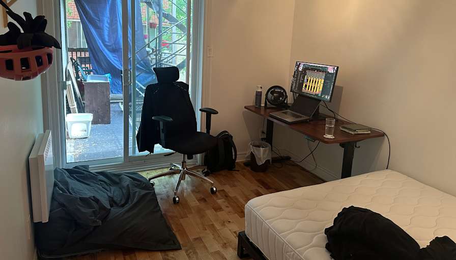 RMOA's room