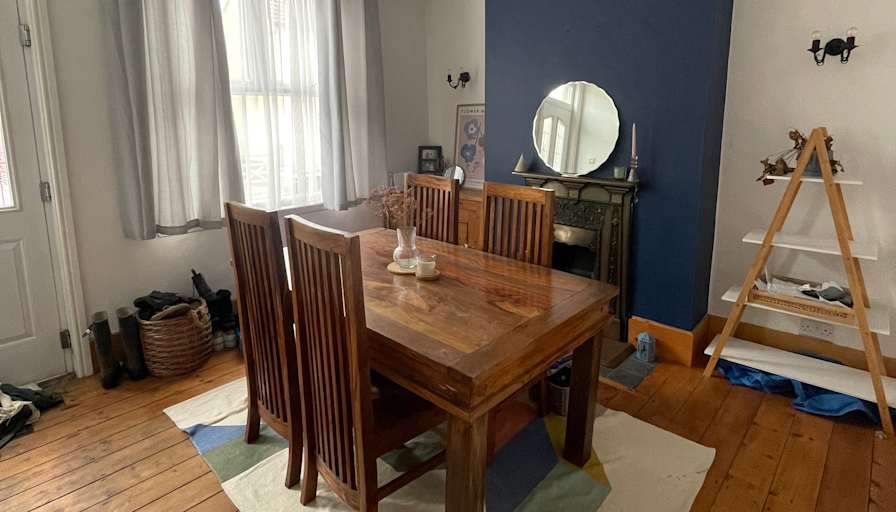 Emma's room