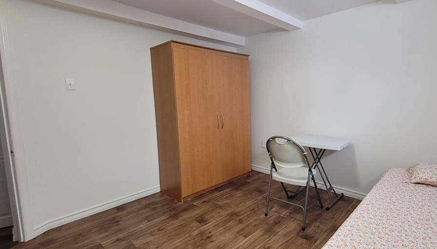 Jen Gonzalez's room