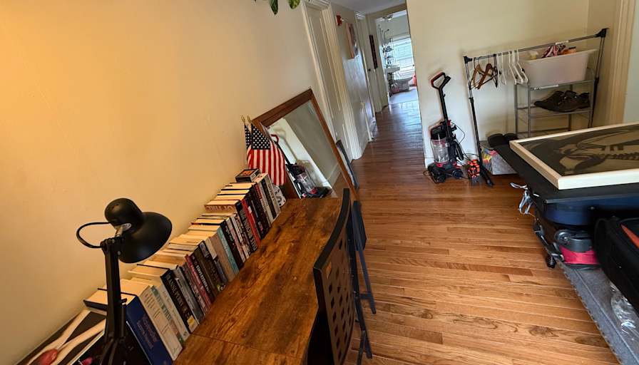 E.Levi's room