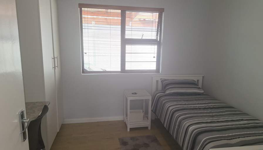 Redowaan's room