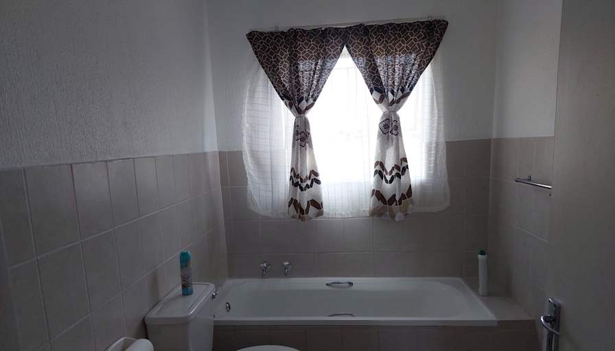 Nontobeko's room