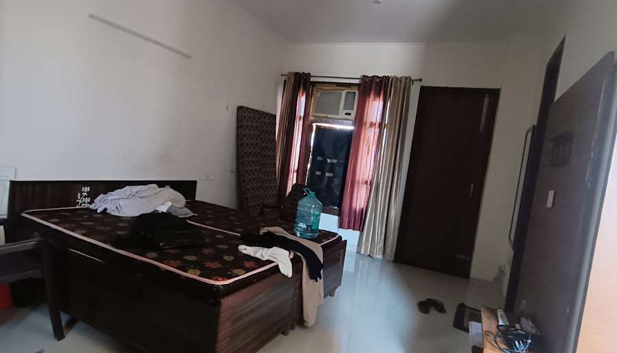 Abhinav Goel's room
