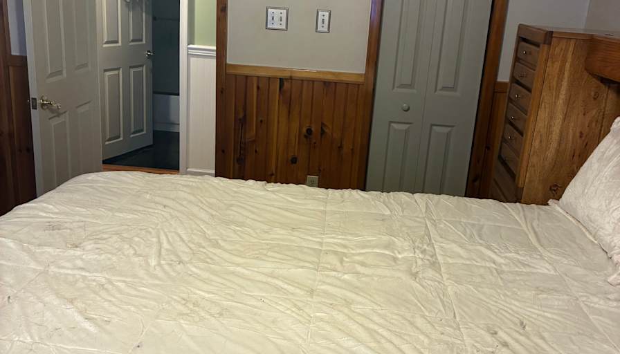 Thomas's room