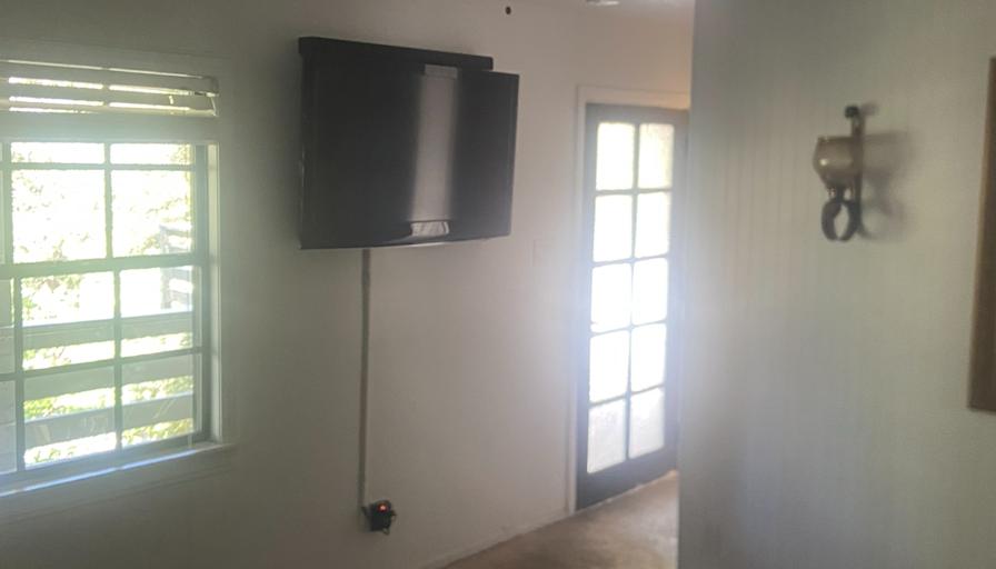 Marcos's room
