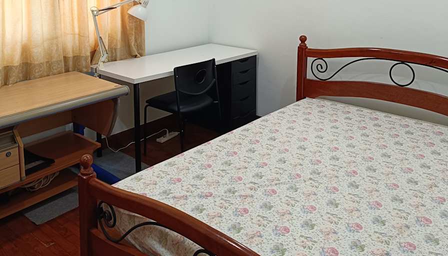 Teong's room