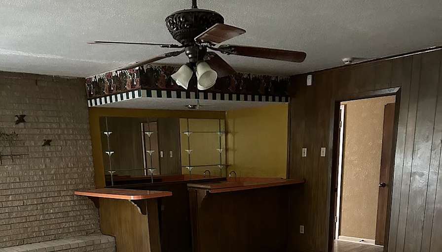 john's room
