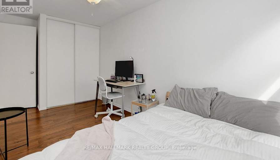 Stepheny's room