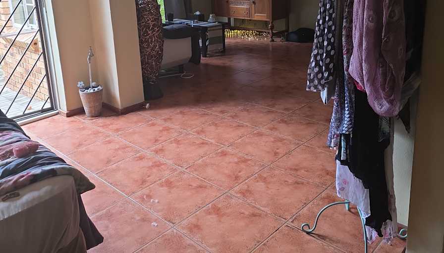 SharleneJacobs's room