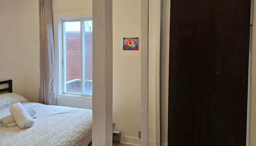 LEI XU's room