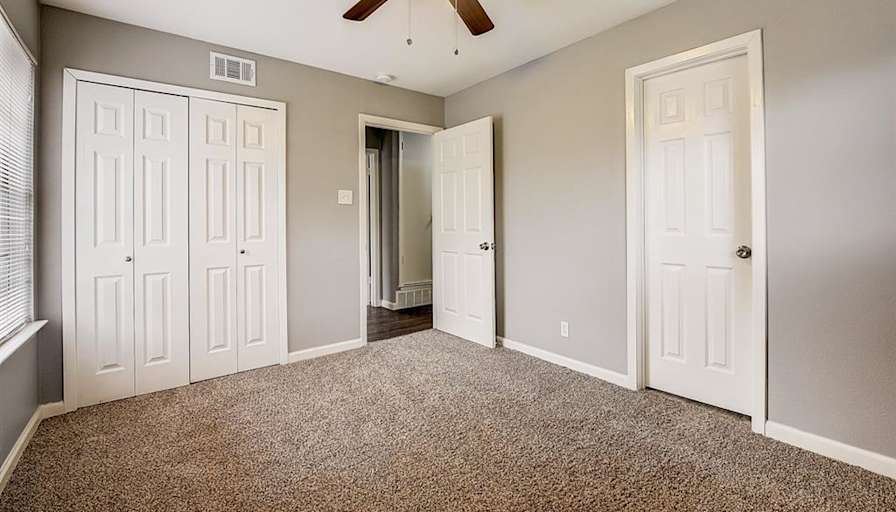 MOLLIE's room
