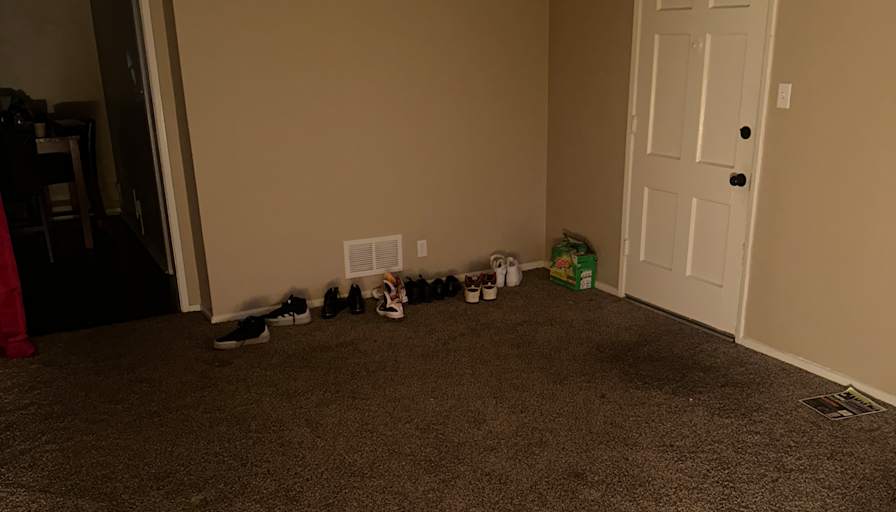 Dominique's room