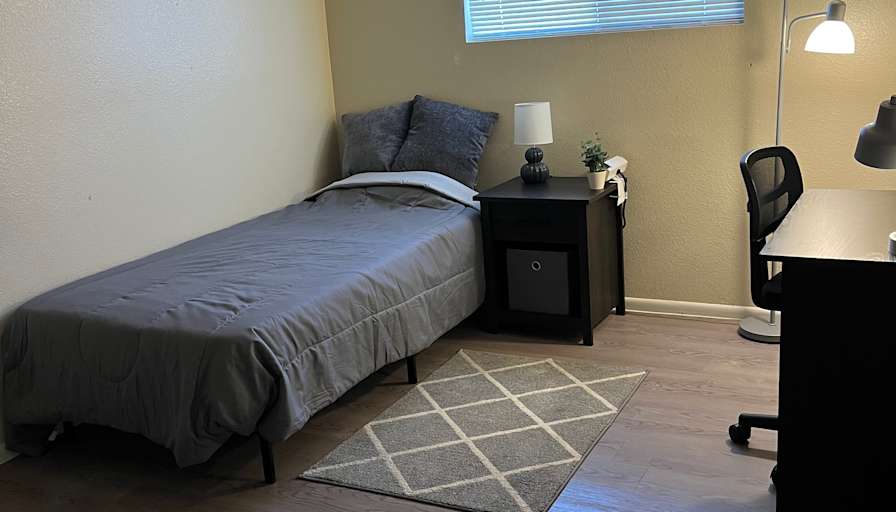 Robert Martinez's room