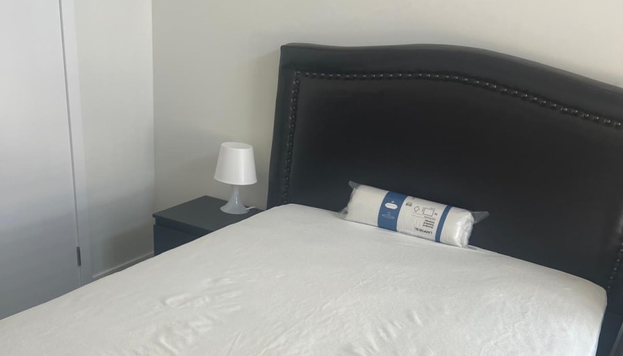 Kobzar Drive Oakville's room