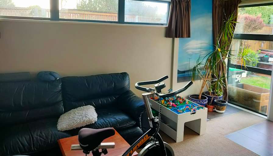 G's room