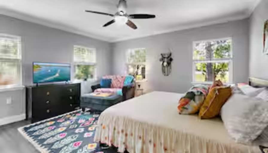 SARA's room